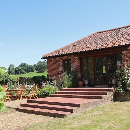 Вилла Elm Tree Barn Felmingham Экстерьер фото