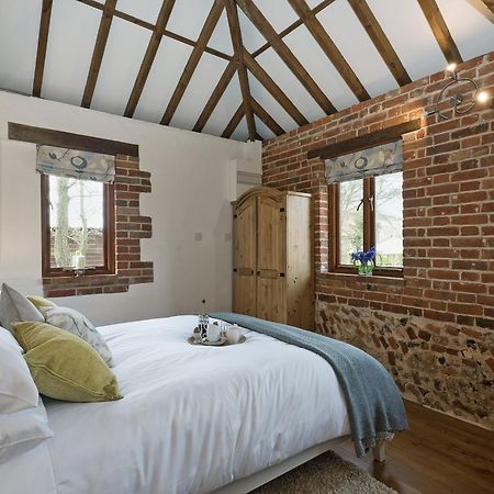 Вилла Elm Tree Barn Felmingham Экстерьер фото